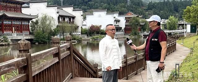 探秘世界凉都·盘州锶泉：与康养未来共舞的中华养生村之旅